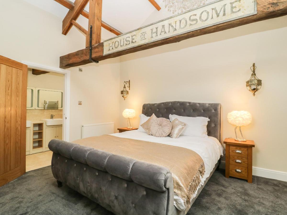 Snave Barn Villa Скиптън Екстериор снимка